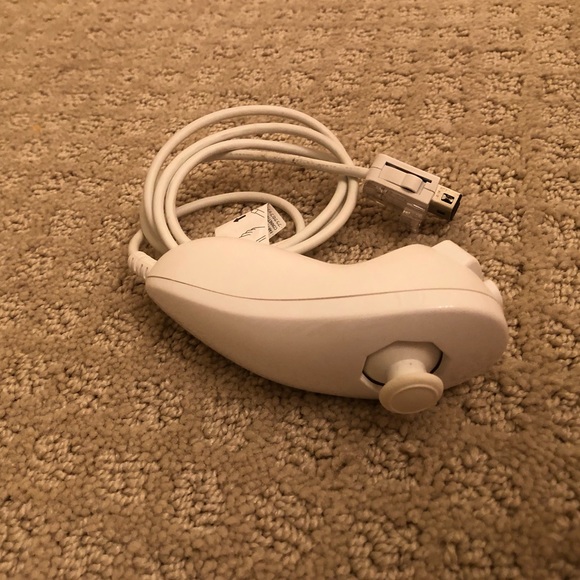 Nintendo Wii Nunchuk Controller GUC - Picture 1 of 2